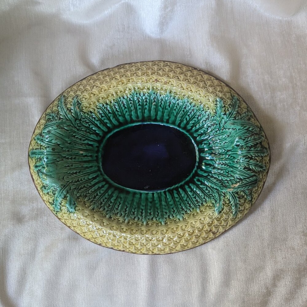 Antique English Majolica Pineapple Raised Platter
